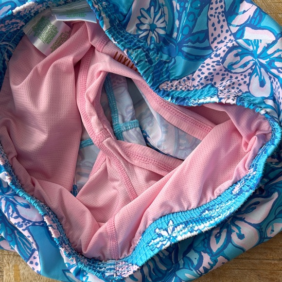Lilly Pulitzer Girls Floral Shorts M(6/7) - Picture 4 of 5